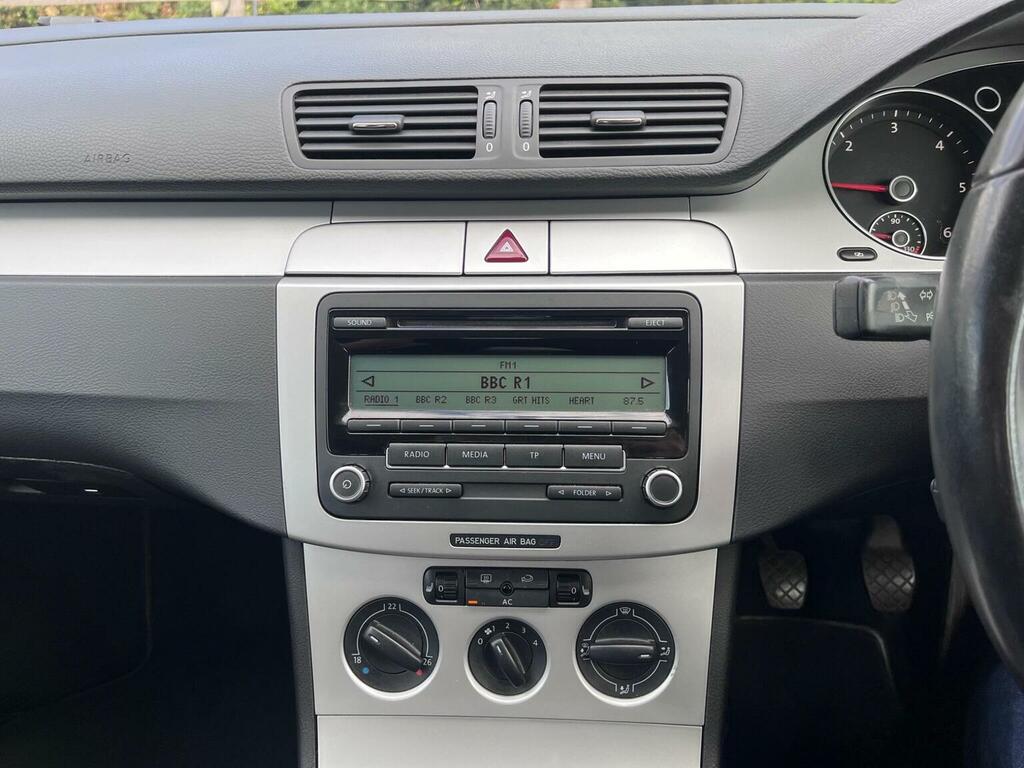 Volkswagen Passat Passat Silver #28