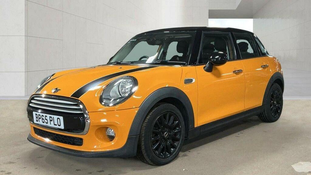 Mini Hatch Hatchback 1.5 Cooper D Euro 6 Ss 2016 BP65PLO Orange #2