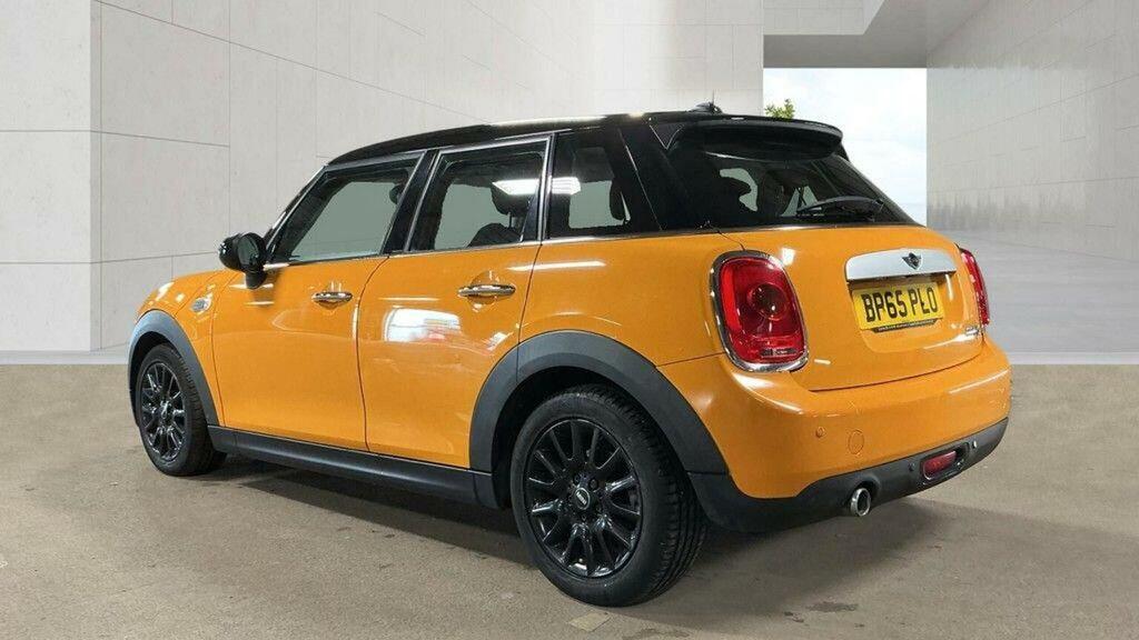 Mini Hatch Hatchback 1.5 Cooper D Euro 6 Ss 2016 BP65PLO Orange #3