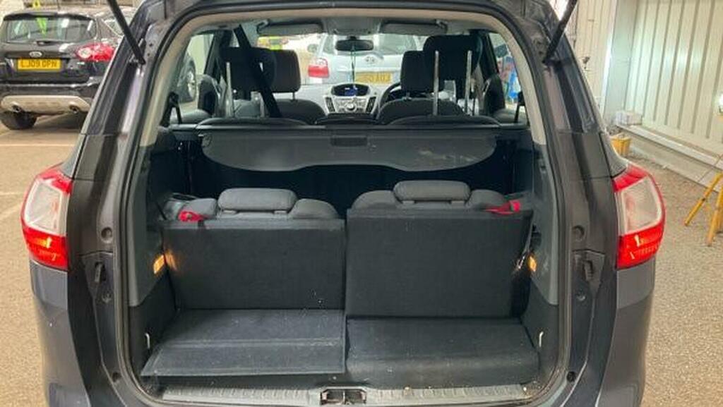 Ford Grand C-Max Black #13