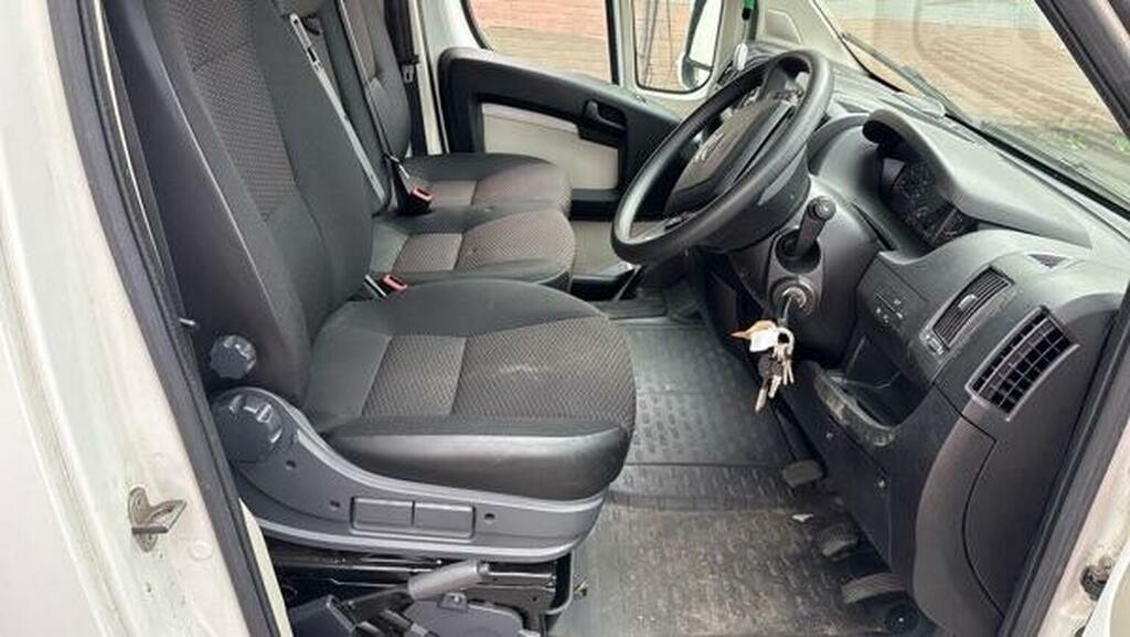 Citroen Relay Panel Van White #9