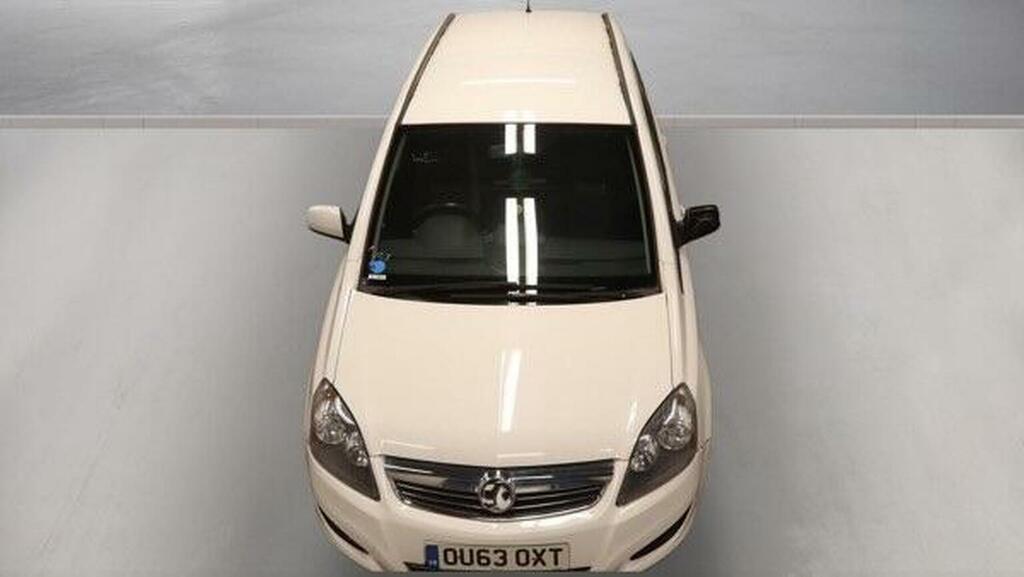 Vauxhall Zafira 1.6 16V Exclusiv Euro 5 OU63OXT White #2