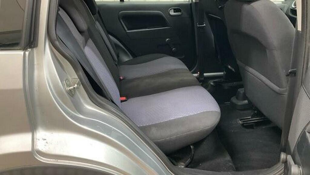 Ford Fusion Titanium Silver #10