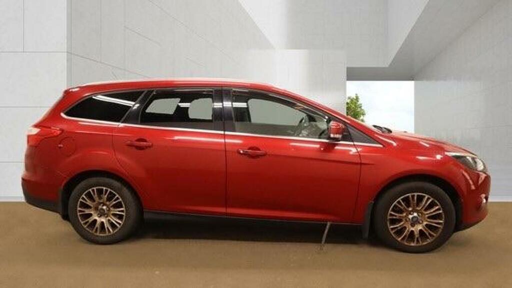 Ford Focus 1.6 Titanium Powershift Euro 5 Red #5