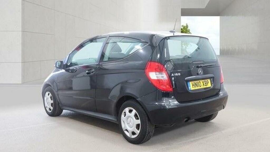 Mercedes-Benz A Class 1.5 A160 Classic Se Cvt Black #4