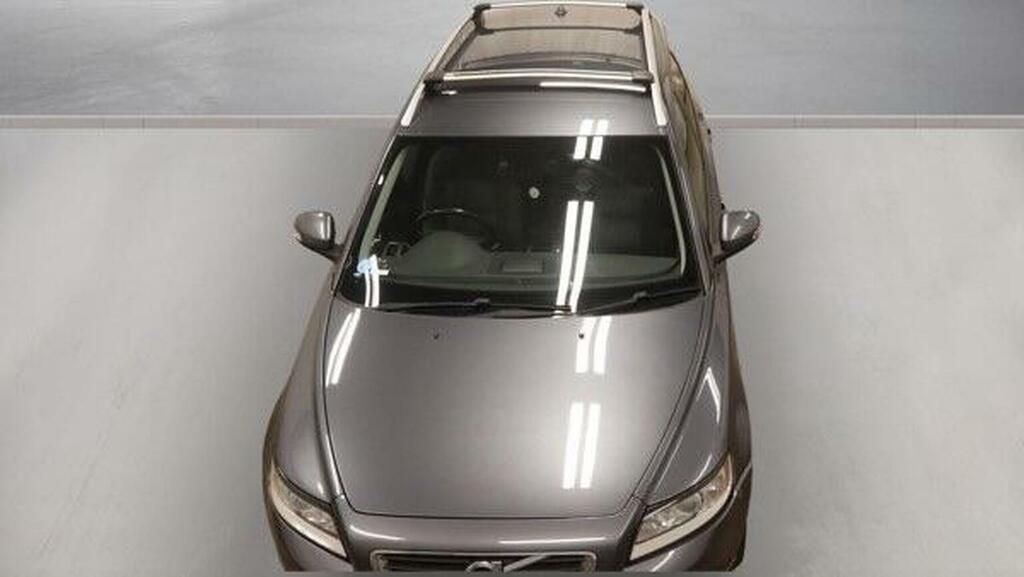 Volvo V50 2.0 D3 Se Lux Edition Euro 5 Grey #2