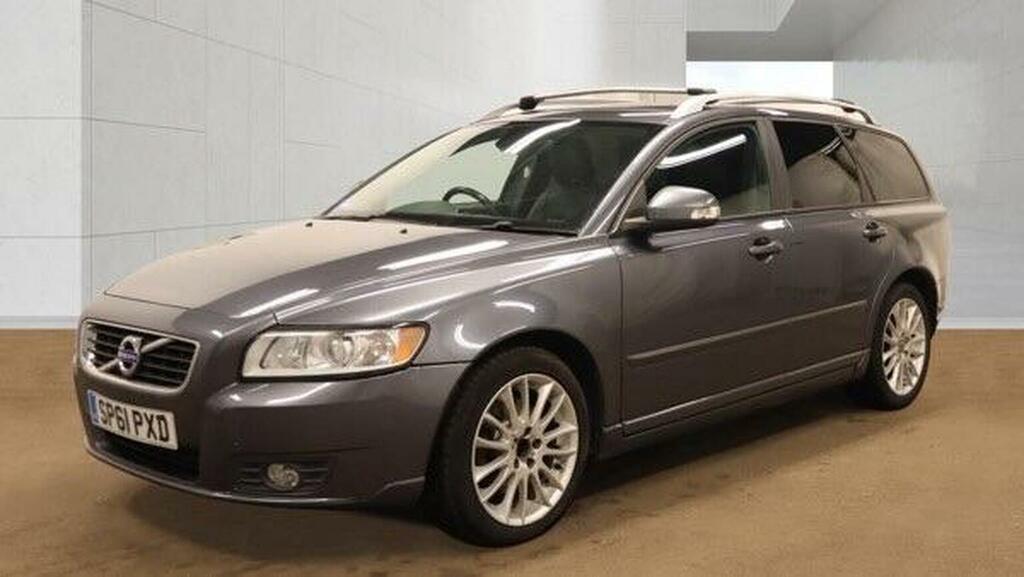 Volvo V50 2.0 D3 Se Lux Edition Euro 5 Grey #3