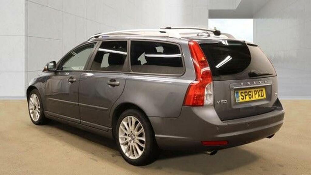 Volvo V50 2.0 D3 Se Lux Edition Euro 5 Grey #4