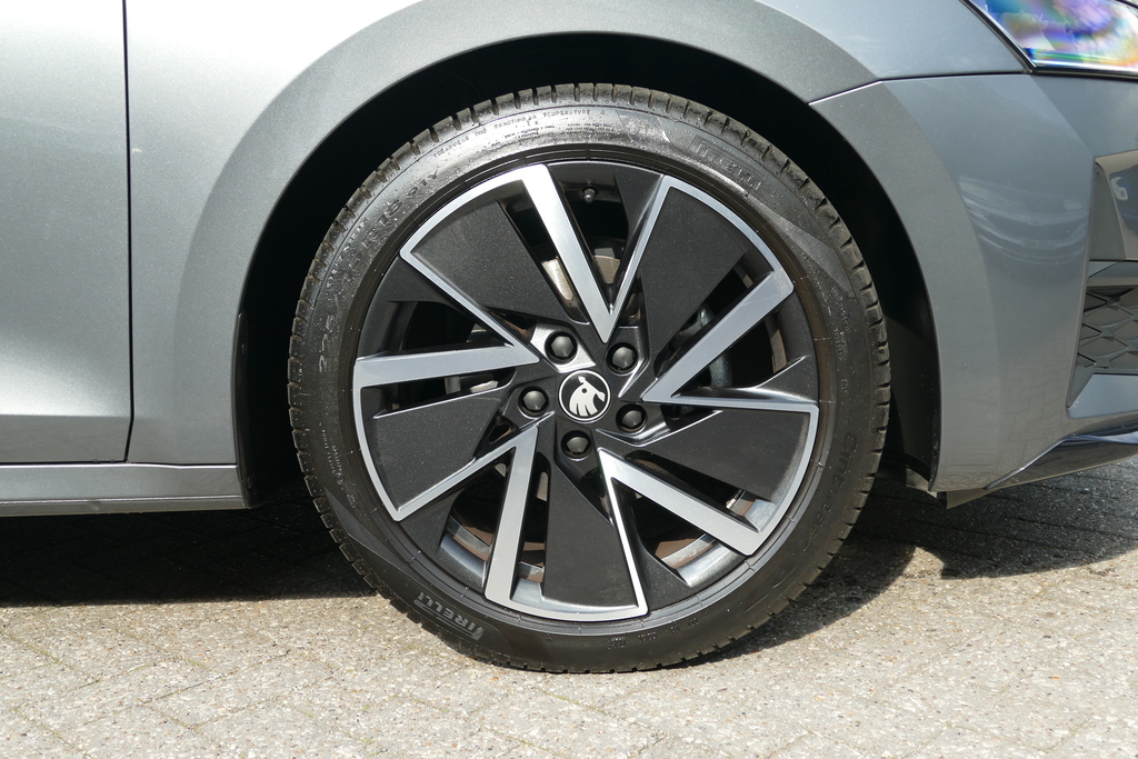 Skoda Octavia 1.5 Tsi 150 E-tec Sportline Dsg 150 Ps EK75KSF Grey #5