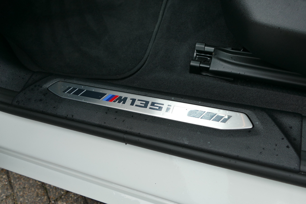 BMW M1 Hatchback Blue #26