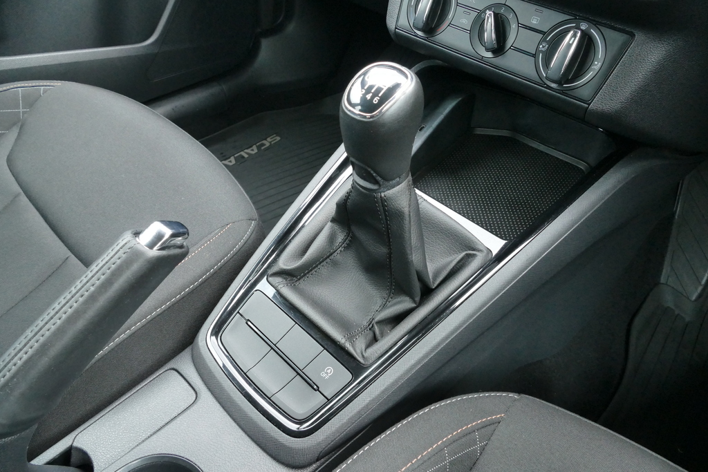 Skoda Scala Hatchback Black #16