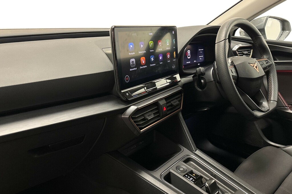 Cupra Leon 1.5 Etsi V1 Dsg 0 Ps White #2