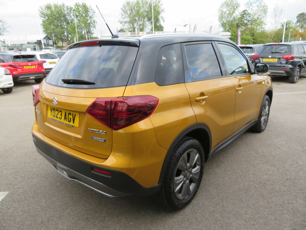 Suzuki Vitara Vitara Estate YO23AGV Yellow #4