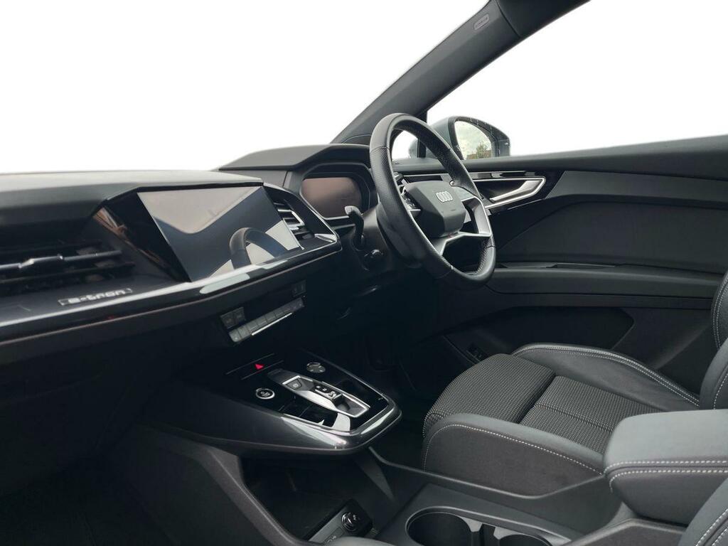 Audi Q4 E Tron 40 S Line 82Kwh LL23CNK Silver #3