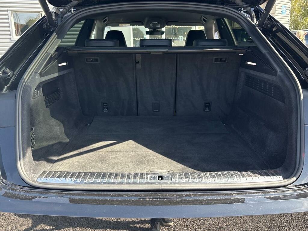 Audi SQ8 Suv Black #9