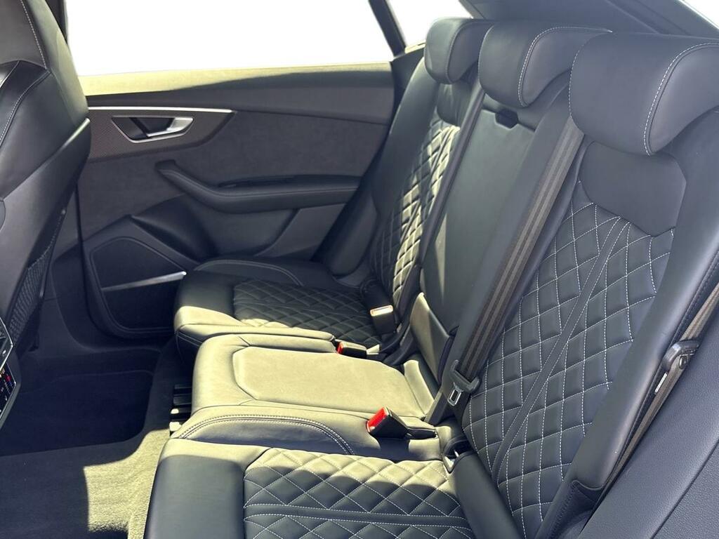 Audi SQ8 4.0 Tfsi V8 Launch Edition Tiptronic Quattro Euro Black #4