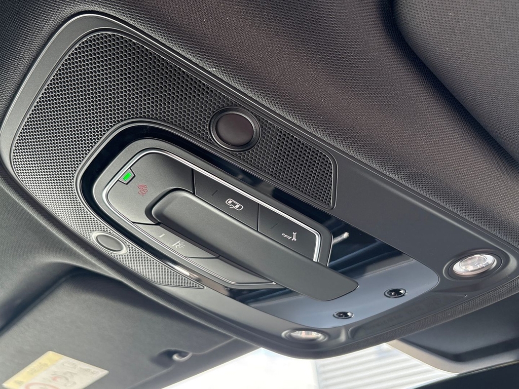Audi SQ8 Suv Black #22