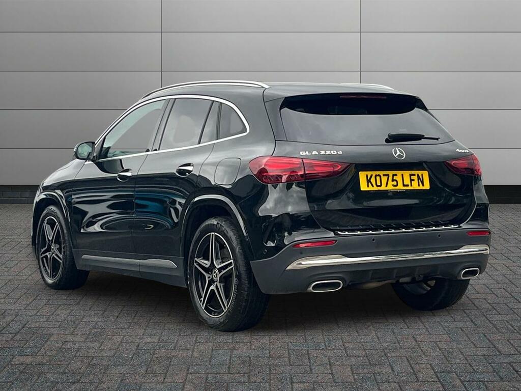Mercedes-Benz GLA Class 2.0 Gla220d Amg Line Executive 8G-dct 4Matic Eur Black #2
