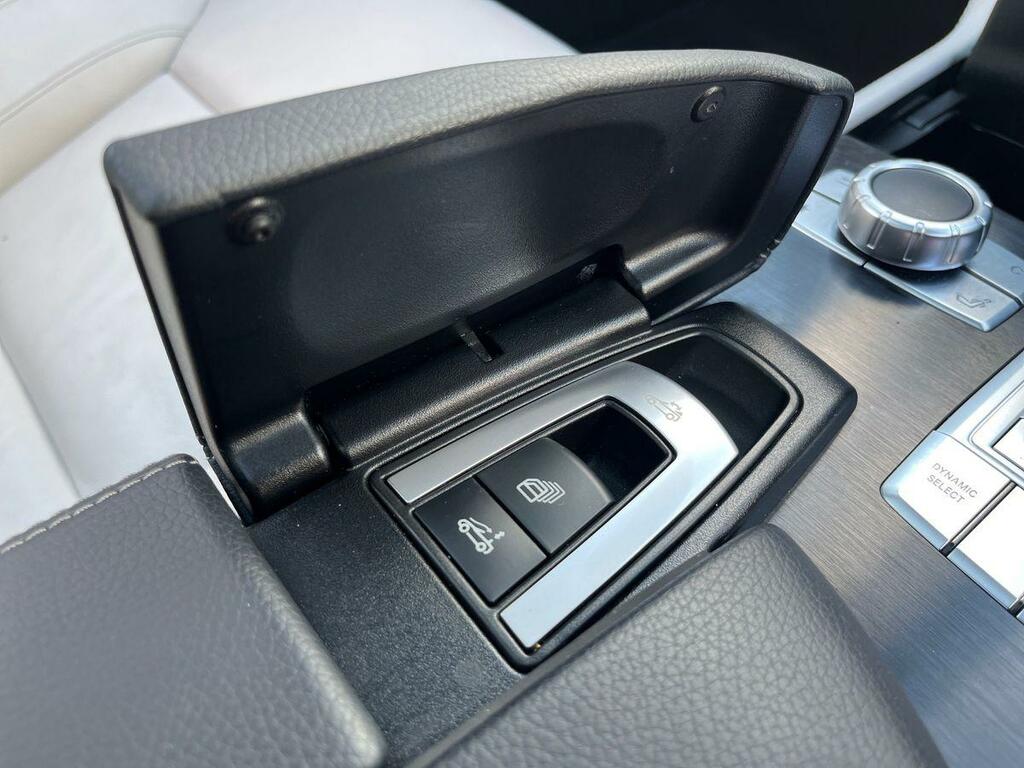 Mercedes-Benz SL Class Automatic White #39