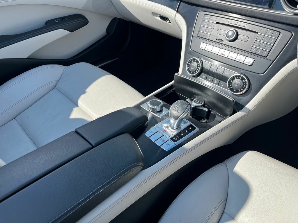 Mercedes-Benz SL Class Automatic White #13