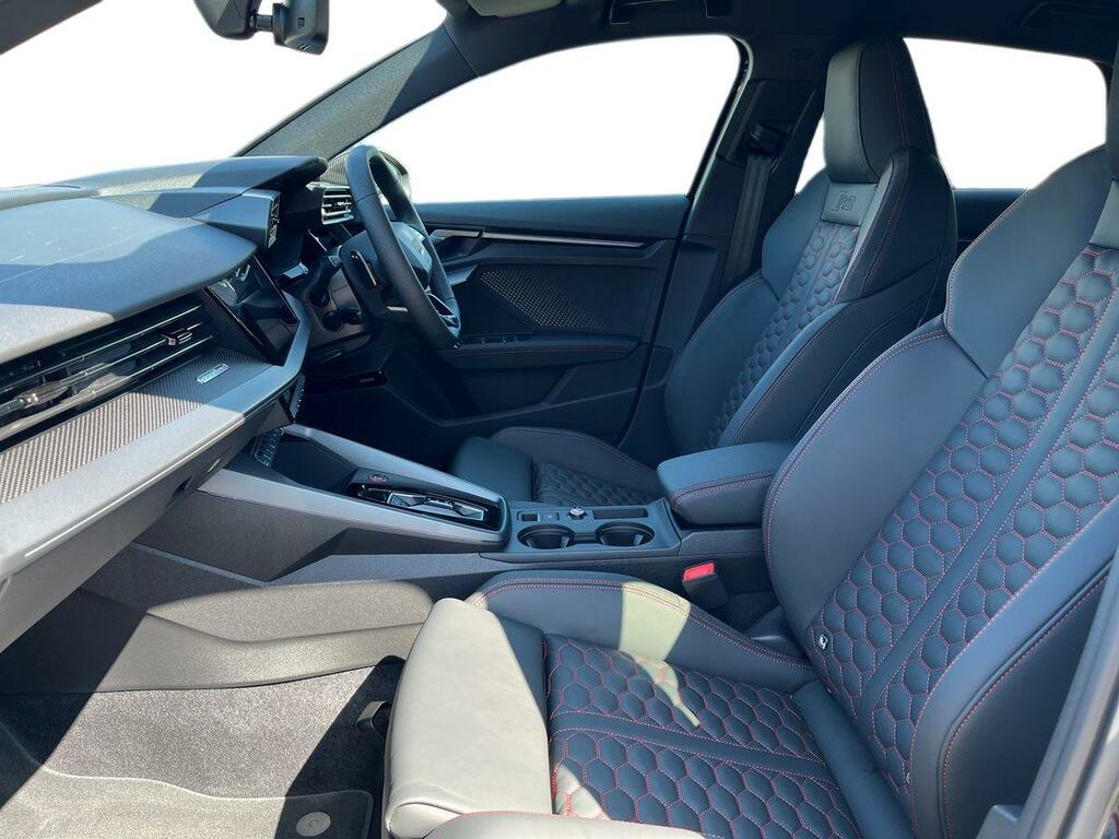 Audi RS3 2.5 Tfsi Carbon Black Sportback S Tronic Quattro E Black #3