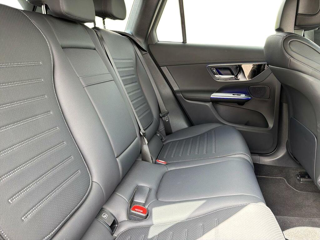 Mercedes-Benz GLC Class 2.0 Glc300h Mhev Amg Line Premium G-tronic 4Mat Black #4