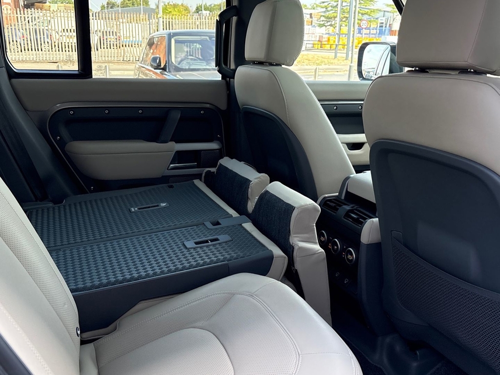 Land Rover Defender 110 D350 X-dynamic Hse Carpathian Grey Grey #23