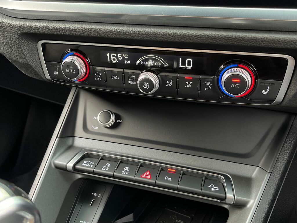 Audi Q3 35 Tfsi S Line S Tronic Leather Grey #12