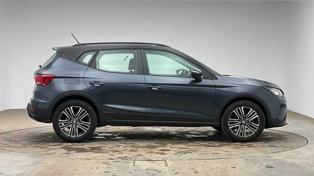 Seat Arona 1.0 Tsi 115 Se Technology Dsg Grey #4