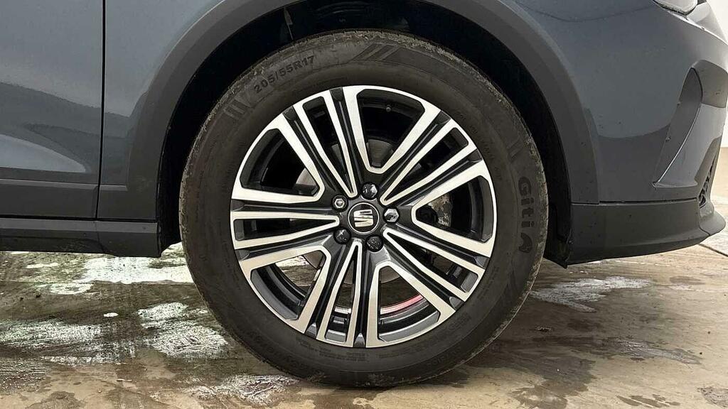 Seat Arona 1.0 Tsi 115 Se Technology Dsg Grey #5