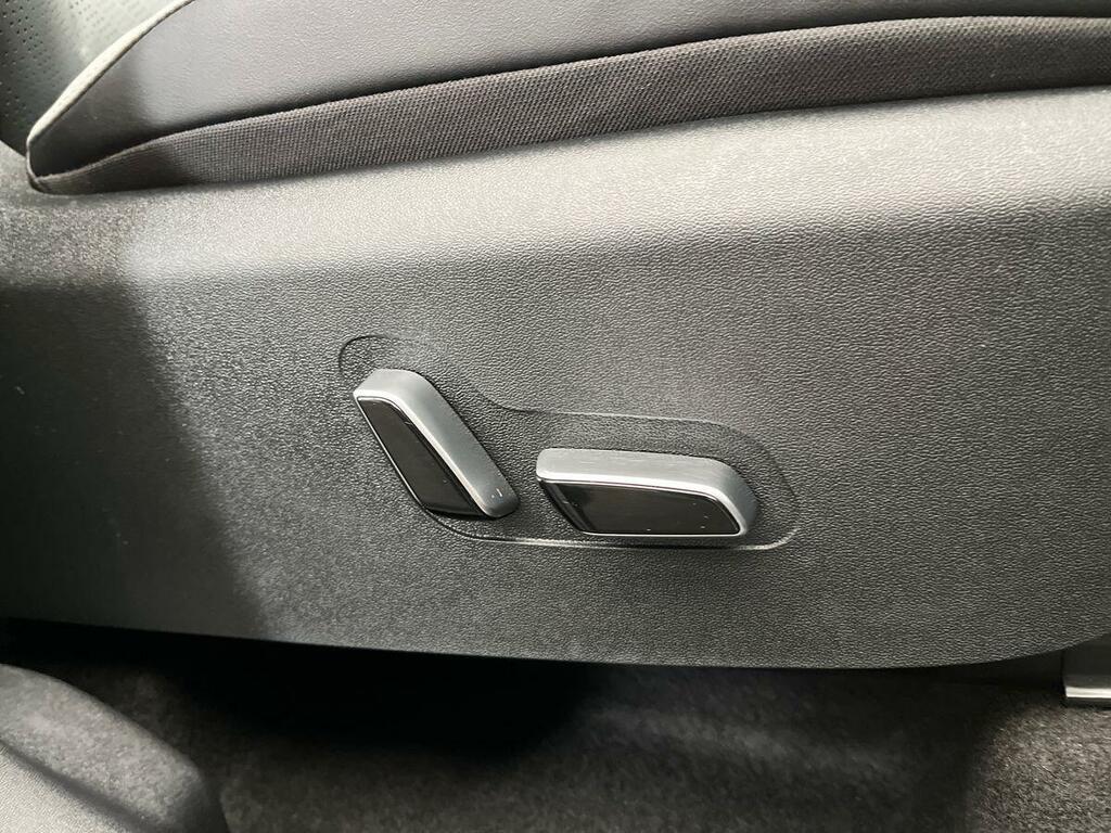 Byd Dolphin Automatic Blue #24