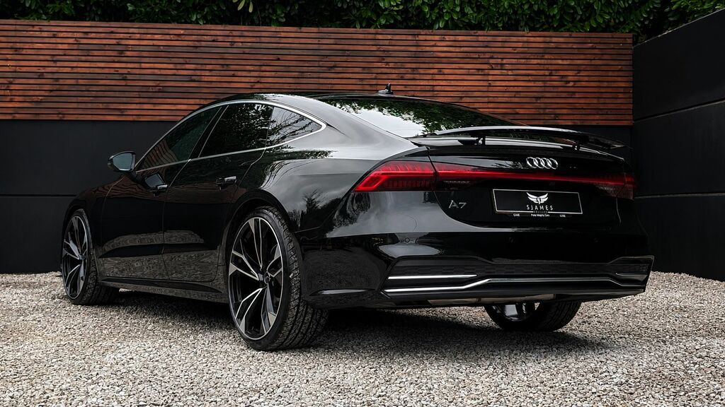 Audi A7 Hatchback White #8