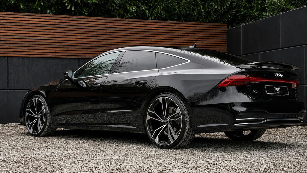 Audi A7 Hatchback White #9