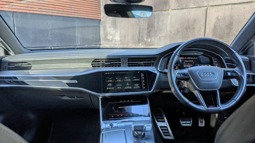 Audi A7 Hatchback White #10