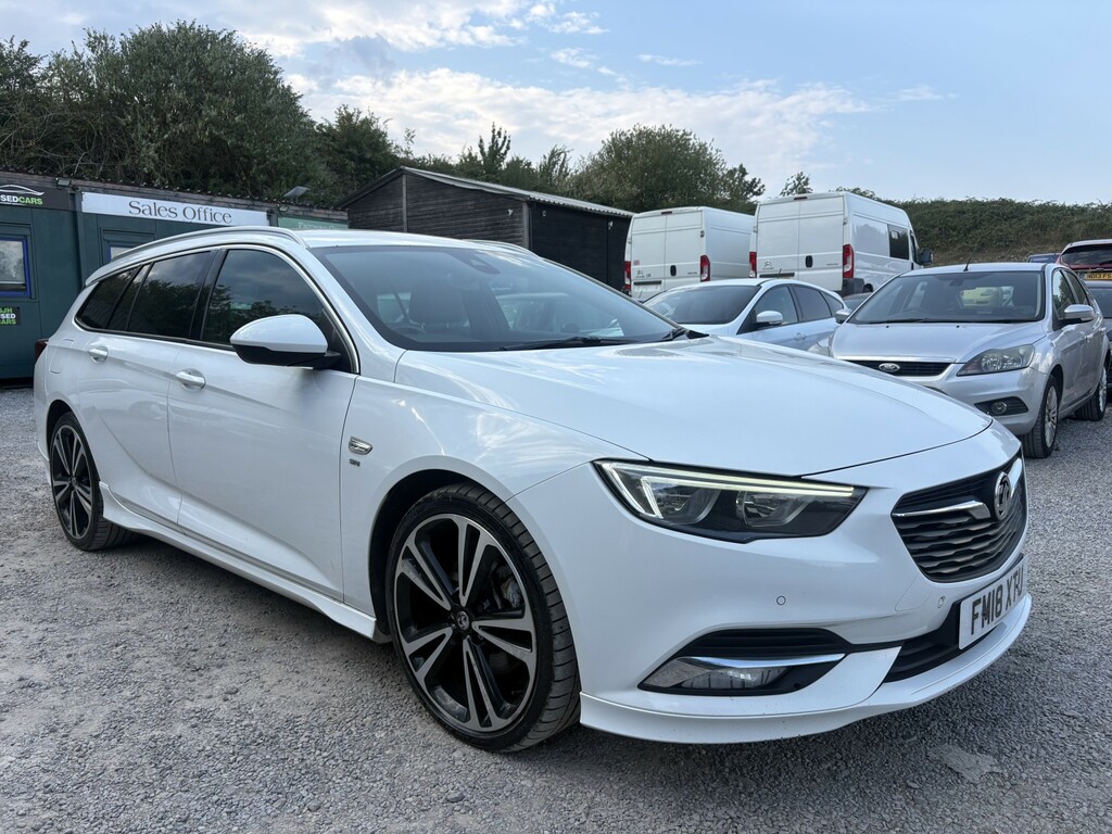 Vauxhall Insignia Estate 2.0 Turbo D Blueinjection Sri VX Line Nav White