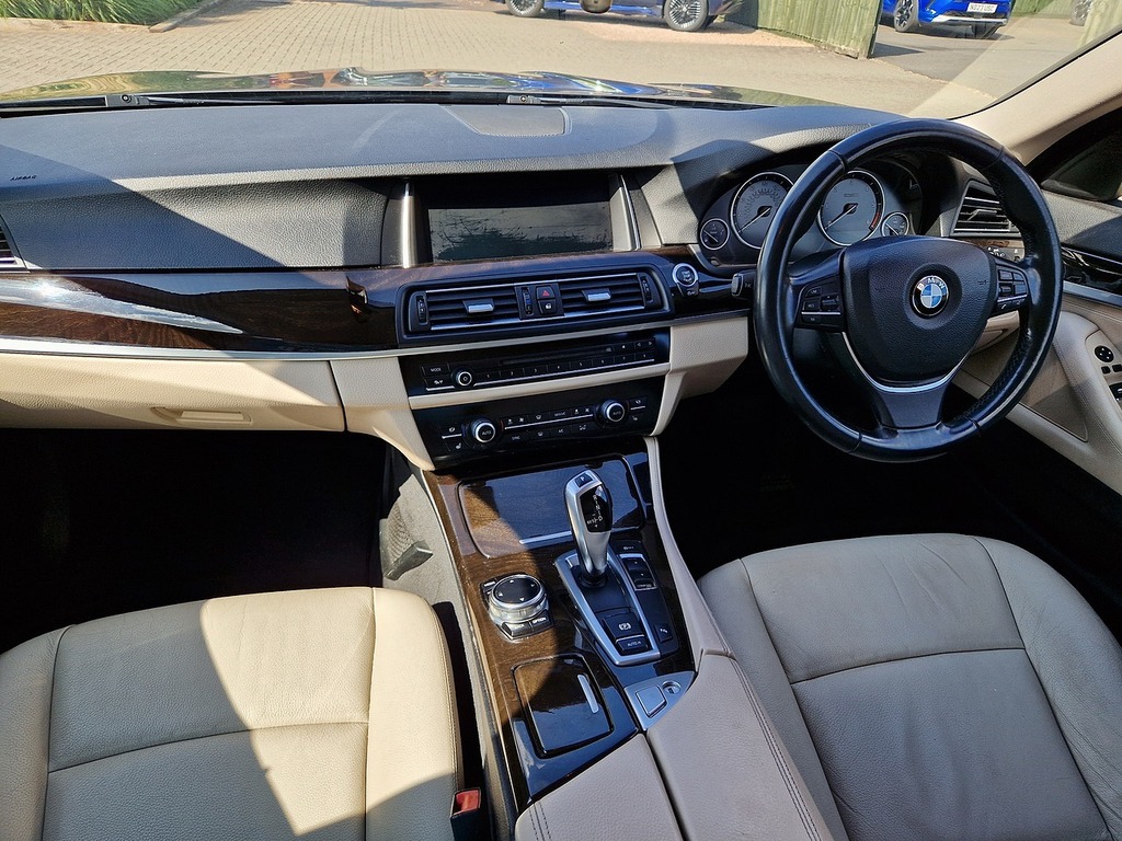 BMW 5 Series 530D Luxury AN54YSS Grey #4