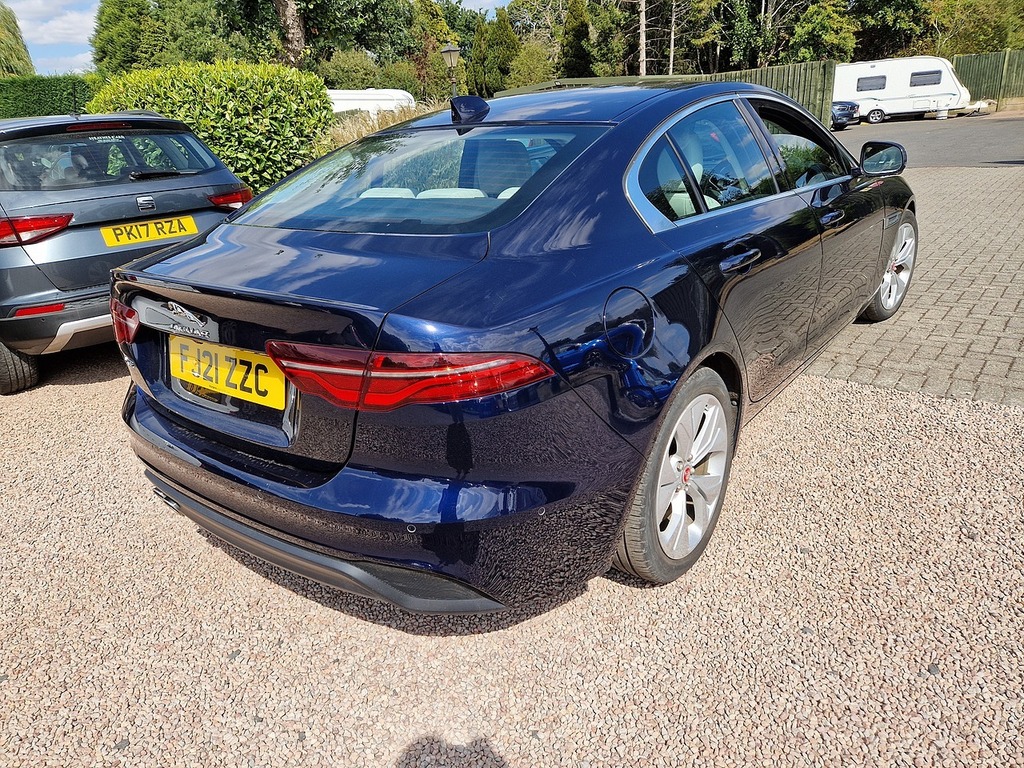 Jaguar XE D200 Mhev S Blue #4