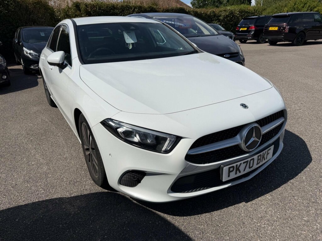 Mercedes-Benz A Class 1.3 A180 Sport Executive 7G-dct Euro 6 Ss White
