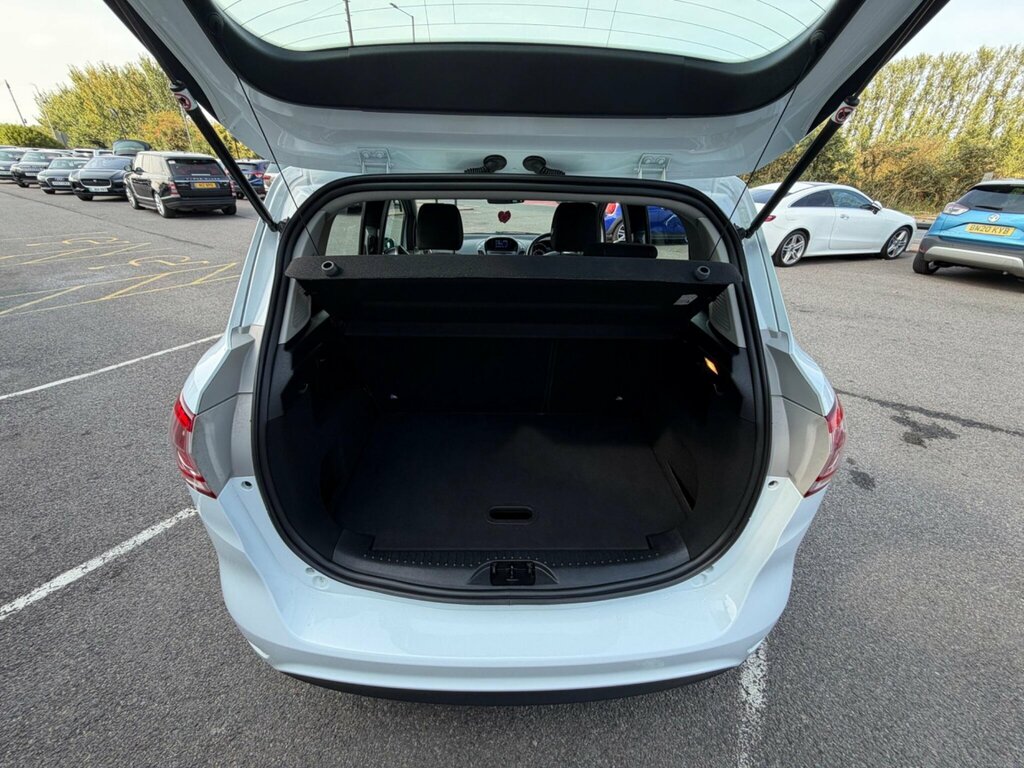 Ford B-Max 1.6 Titanium Powershift Euro 5 GJ65ZFW White #6