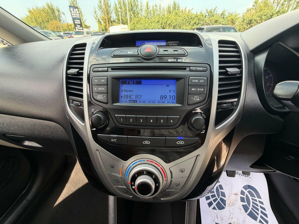 Hyundai Ix20 1.6 Crdi Active Euro 5 Ss Grey #22