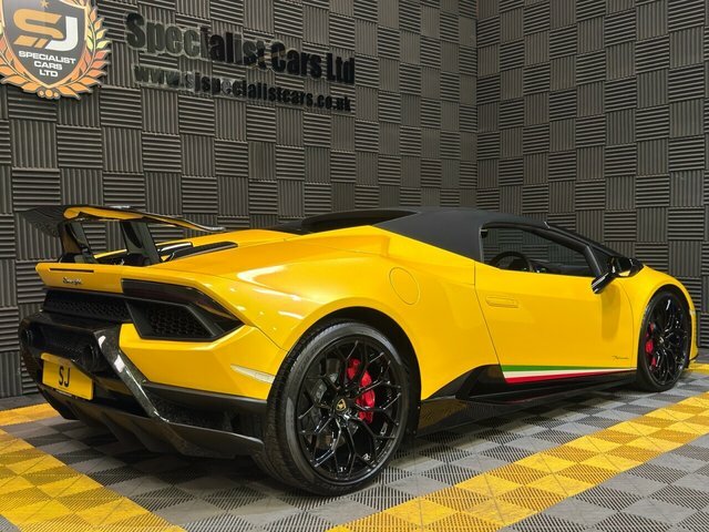 Lamborghini Huracan Convertible Yellow #5