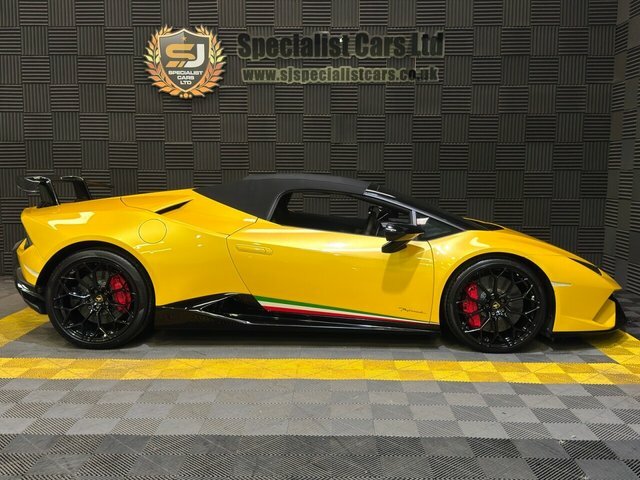 Lamborghini Huracan Convertible Yellow #4