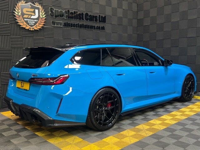 BMW M5 Estate Blue #5