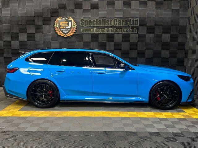 BMW M5 Estate Blue #3