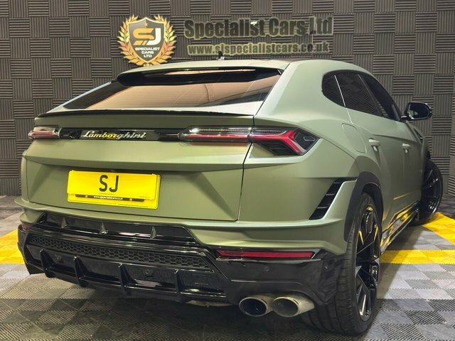 Lamborghini Urus S Black #28