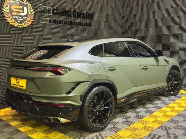Lamborghini Urus S Black #21