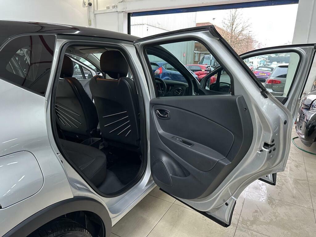 Renault Captur Dynamique Nav Dci Black #33