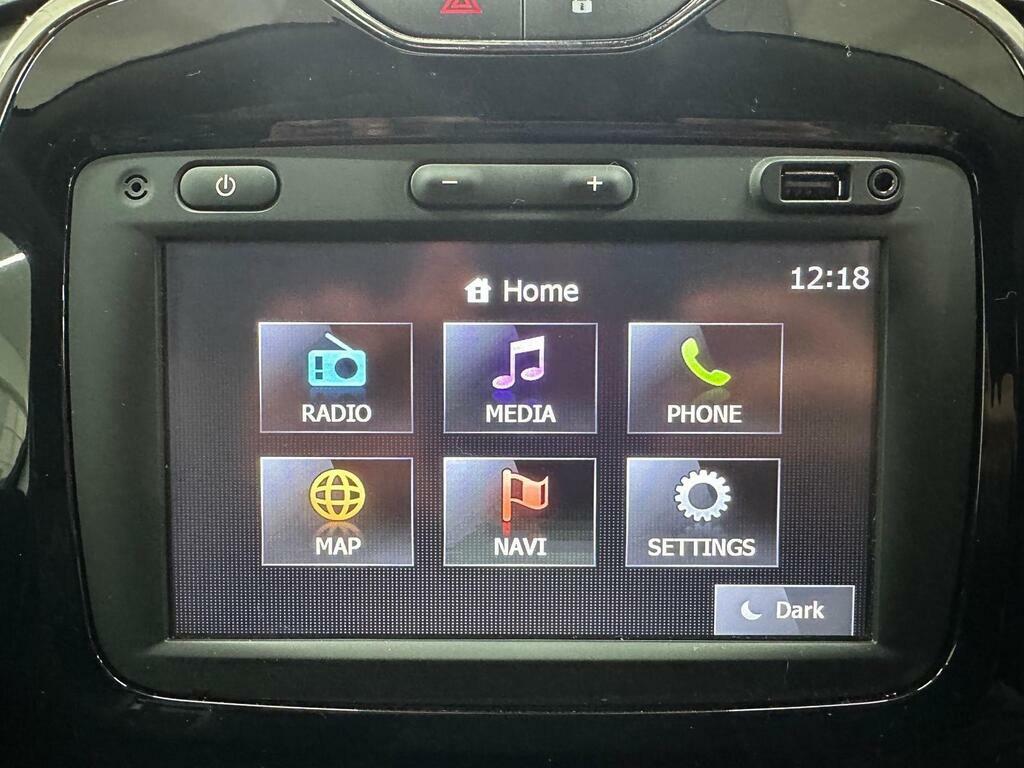 Renault Captur Dynamique Nav Dci Black #24