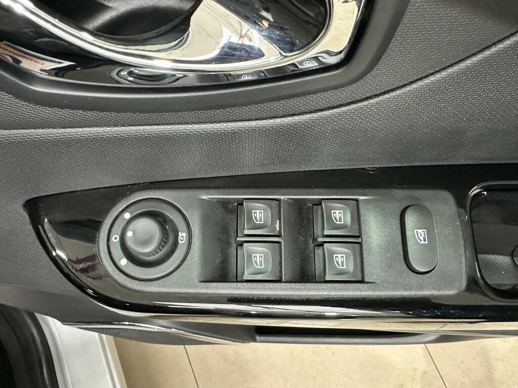 Renault Captur Dynamique Nav Dci Black #13