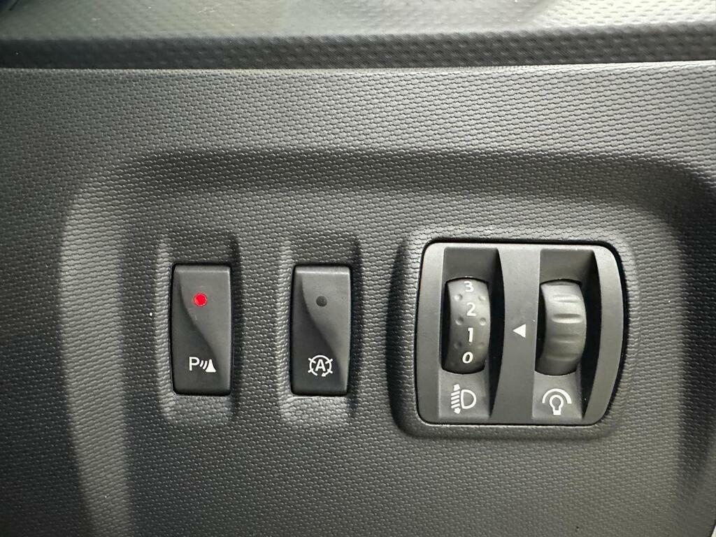 Renault Captur Dynamique Nav Dci Black #31